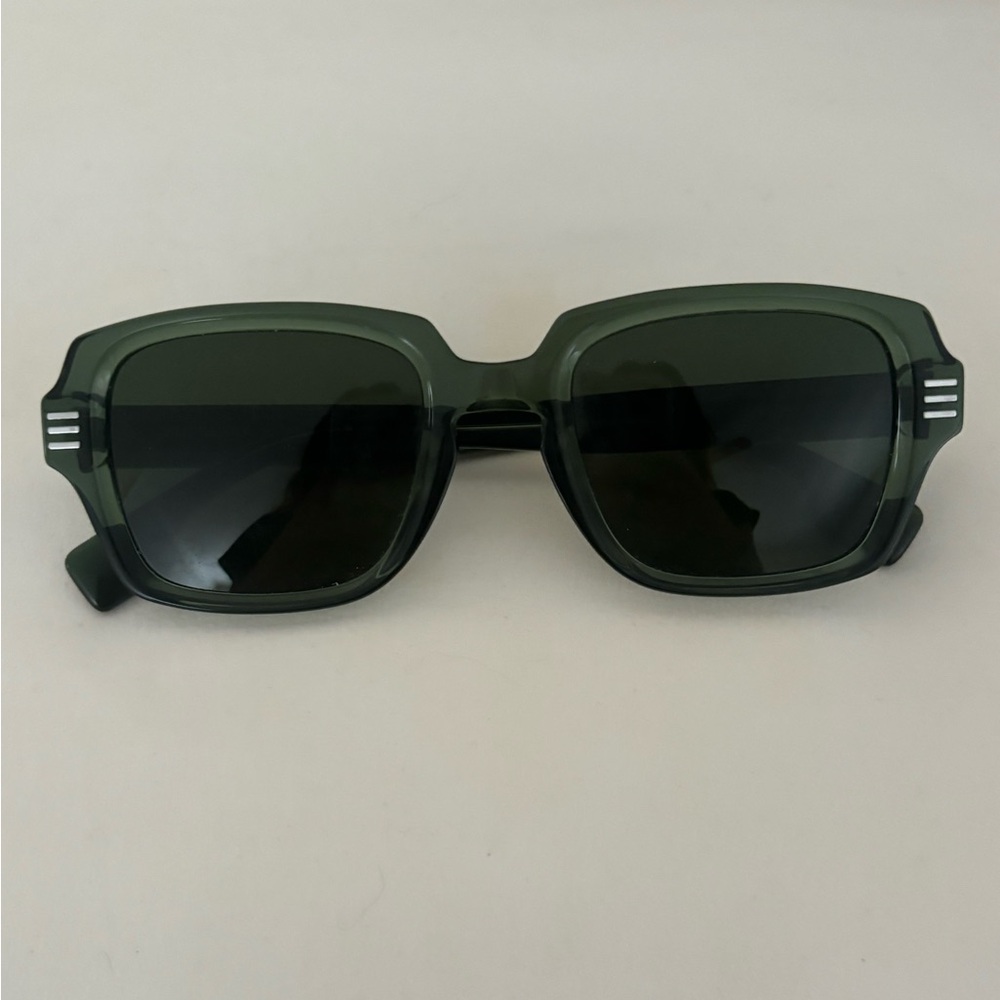 burberry green sunglasses